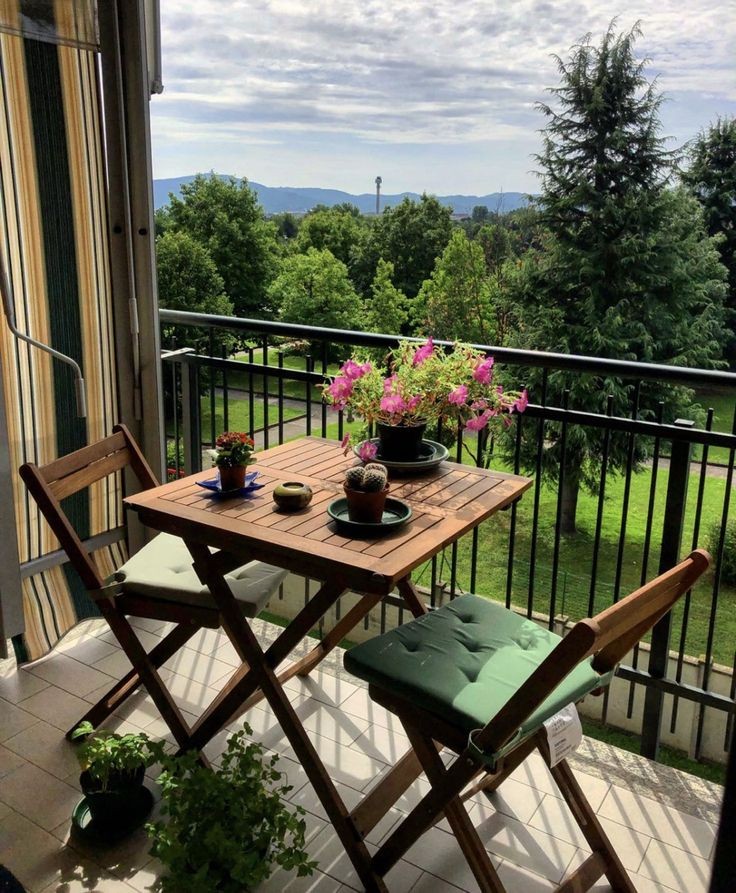 20 Stylish Balcony Decor Ideas for Small Spaces