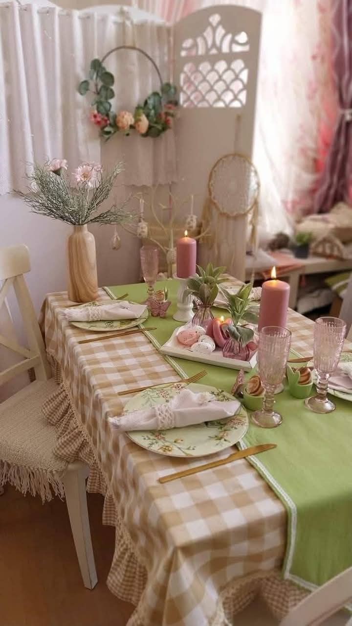  gentle patterns runners on a dining table for easter.